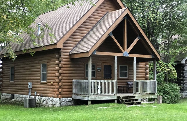 NOUVEAU! Maison de luxe en bois idéalement située au Double JJ Ranch & Resort