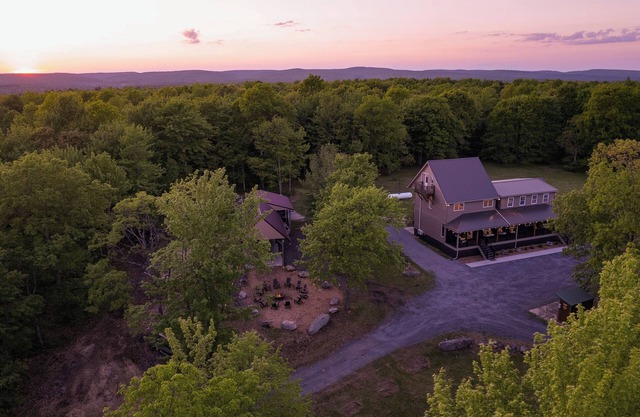 Adventure Lodge w/ PICKLEBALL, Pool Table + More!