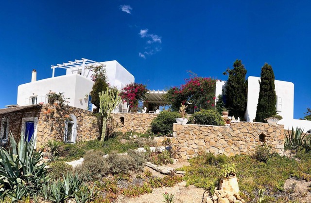 Villa égéenne avec vue sur la mer