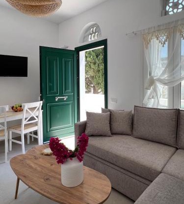 Aeris Tinos Suites