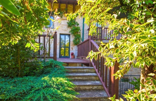 Manoir aisé à Cerdedo avec piscine privée