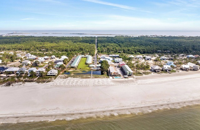 Affordable getaway to the beach!