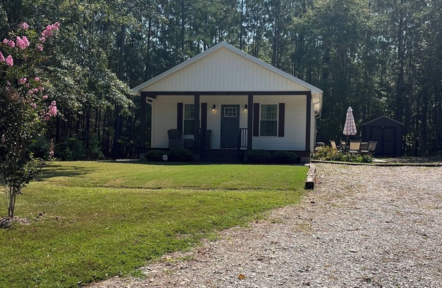 Affordable Luxury / Quiet / 2 min to Erskine College & The Renaissance