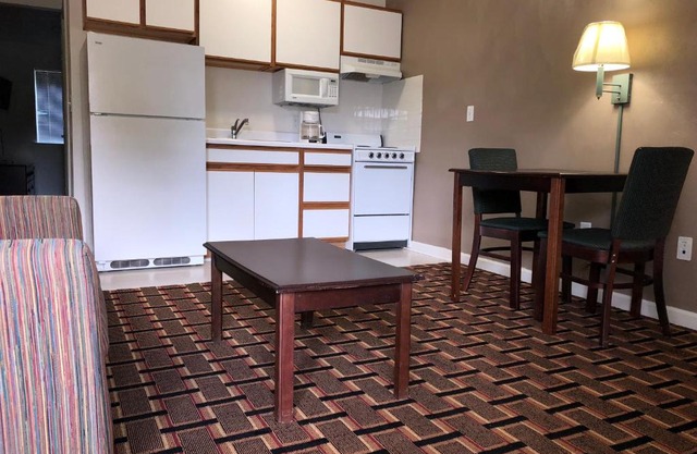 Affordable Suites Burlington