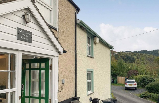 Afon Dulas Valley Cottage
