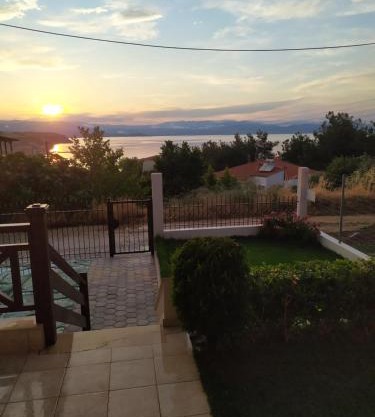 Afrodites sea view house