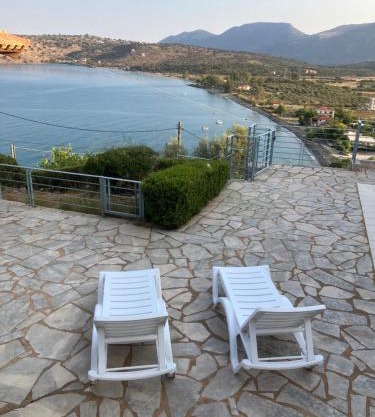 Ageranos seaview house