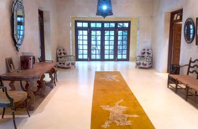 LAMU LUXURY 11,000 sqft BEAUTIFUL VILLA, 3BDR 4BA, WiFi POOL, AGOT LUXE HOUSE