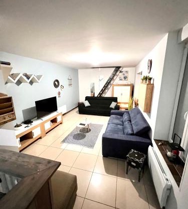 Agréable maison de ville cosy de 122m² + extérieur