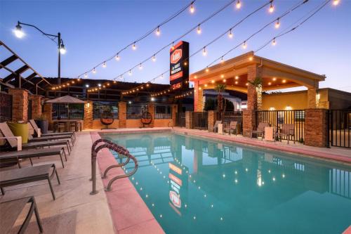 Aiden by Best Western St George