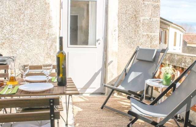 T3 climatisé avec terrasse proche de Sommières