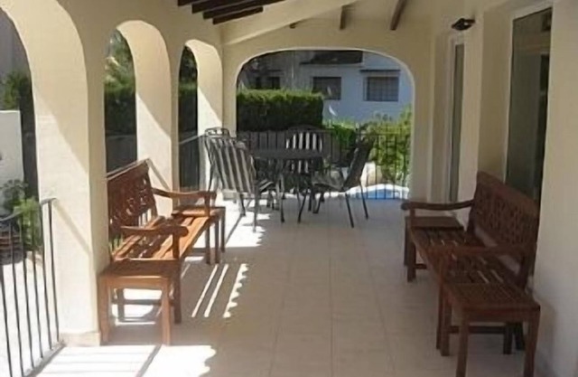 Climatisé Villa avec piscine privée à balustres