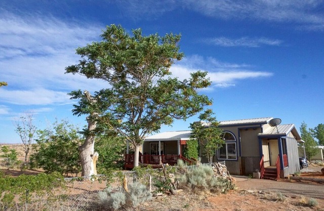 Air Conditioning, OHV Trails near home, Close to Lake Powell, Bullfrog Marina