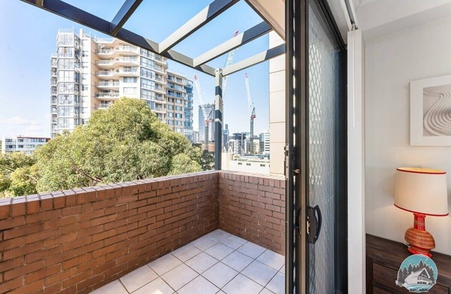 Aircabin - Parramatta - Free Parking - 1 Bed Apt