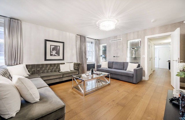 Aircon and Luxury 2 Bedr/3 Beds/2 Bath Covent Garden