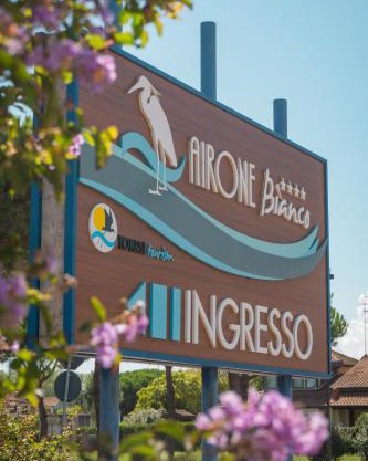 Airone Bianco Residence Village