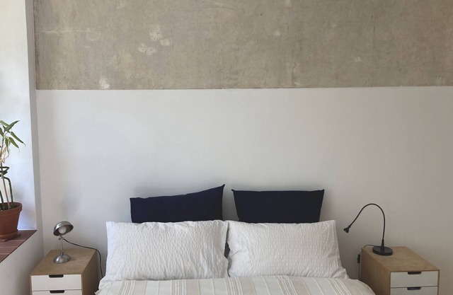 Airy and Quiet Hackney Flat