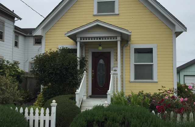 Airy & Bright Story 2, 3 Bdrm Cottage Courte promenade à la vieille ville.