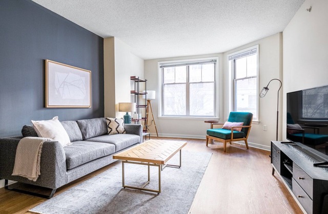 Airy Foggy Bottom 1BR w/ Gym, Pool, DM, nr. World Bank, by Blueground