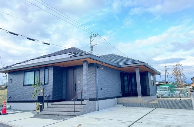 Akikawa Tosima 1