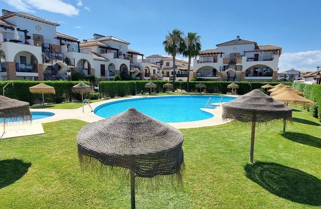 Al Andalus Residencial Piso SA, avec WIFI, premier étage, Vues piscine