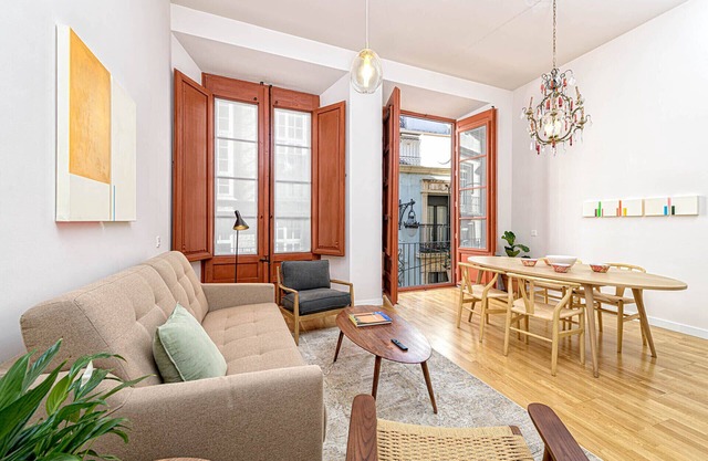 Albeniz - Appartement touristique à Malaga