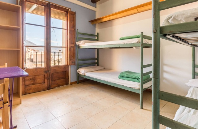 Alberg La Solana - 23 - Habitación Cuádruple (3 - 4 Plazas)