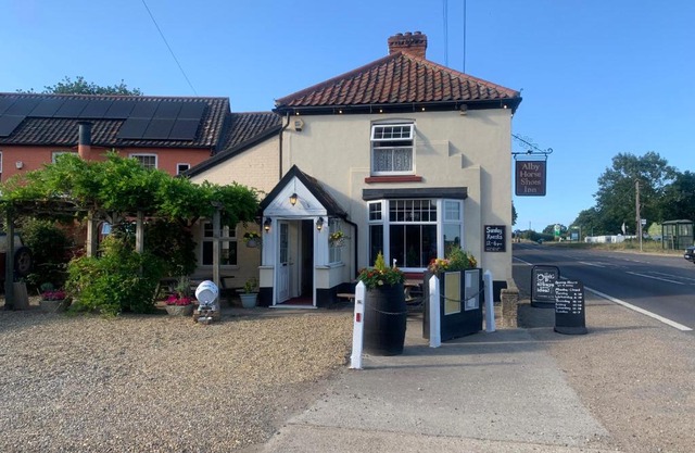 Alby horseshoes inn
