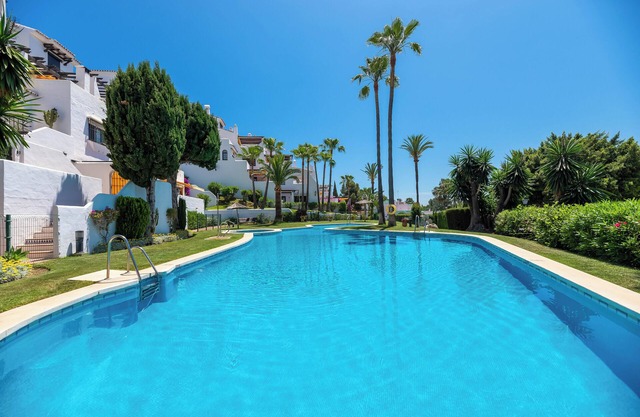 Aldea Blanca Duplex Nueva Andalucía