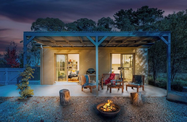 Getawayz NSW - Alderwood Cottage - 2 Bedroom Cottage complete w/ Fire Pit & Gorgeous Dam Views