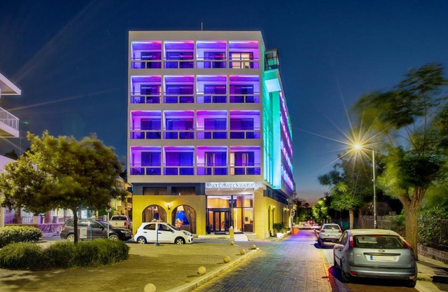 Alexandra Hotel&Apartments