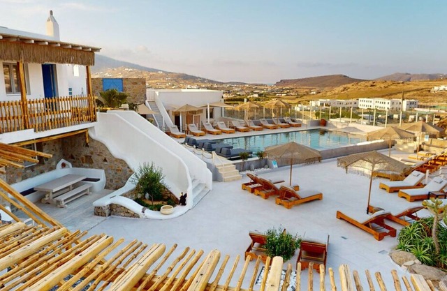 Alexandros Mykonos