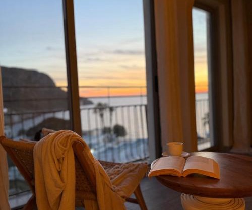 Alga Luxury Suites