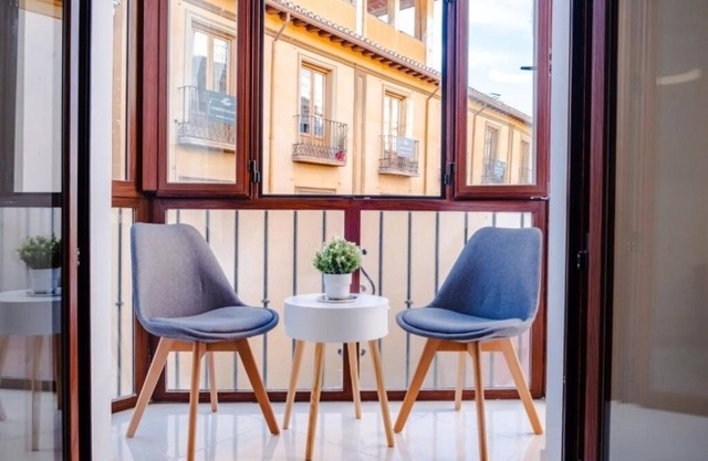 Alhambra Centro Apartment