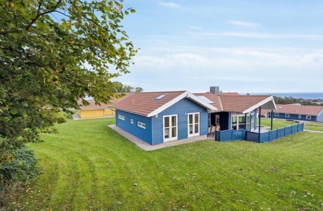 "Aliana" - 500m from the sea by Interhome