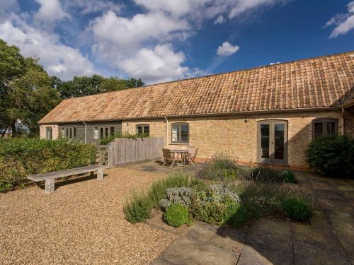 Alice Cottage