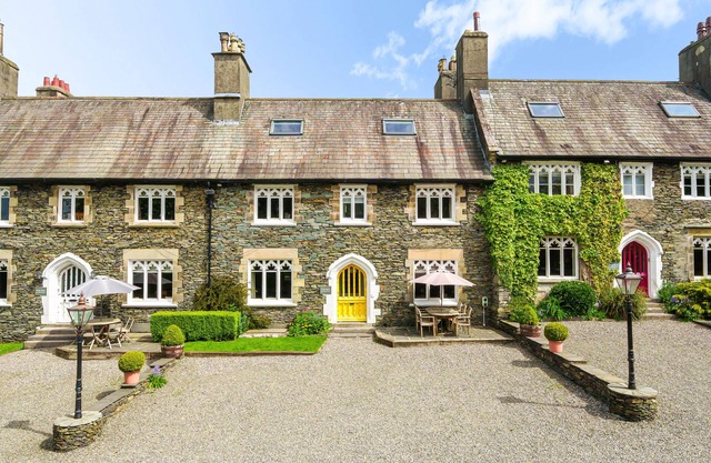 Alice Howe - a big house with hot tub and cinema for groups to get together in the Lake District.