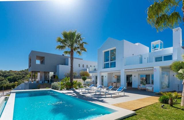 All About Villa Paloma