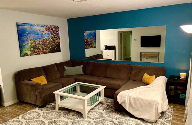 [All Inclusive] Large Family Home Near Downtown