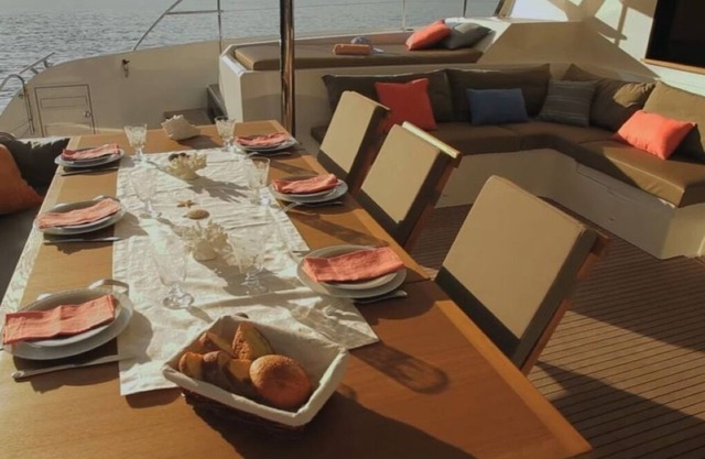 Vacances en voile tout compris jusqu'à 12 personnes - Catamaran Fountaine Pajot Ipanema 58
