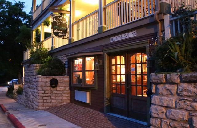 All Seasons Inn