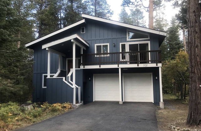 TOUTES LES CONFORT DE LA MAISON: Lake & Bike Trail 1/2 mi, Bocce Ball Court, Ski 2-10 mi