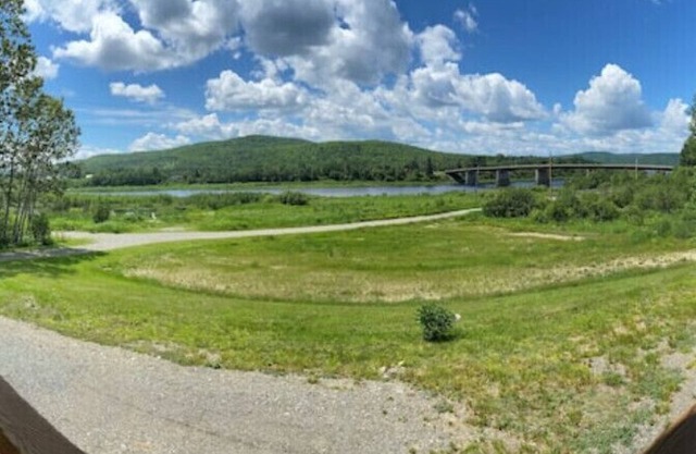 Allagash - 3-bedroom home along the St. John River