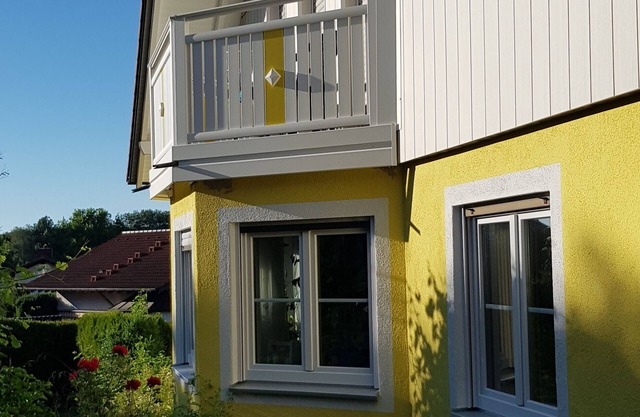 Allgäu House Marlene with a large garden and pool