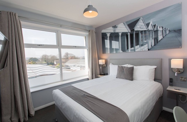 Allseasons Hotel
