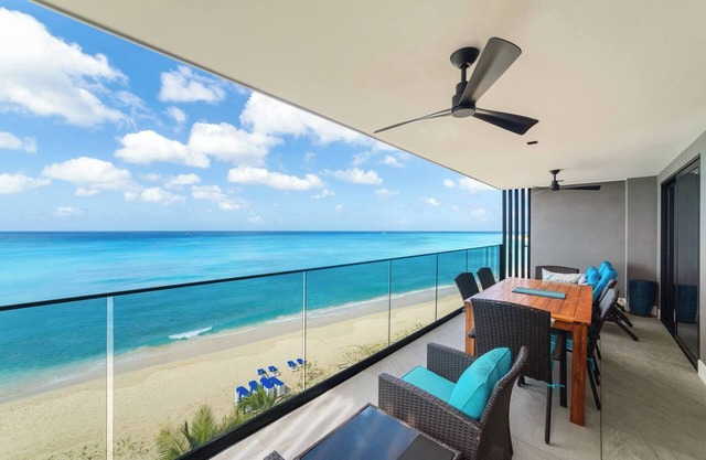 Allure #502, Beachfront Penthouse by ZenBreak