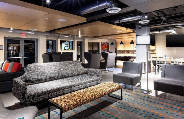 Aloft Columbia Harbison