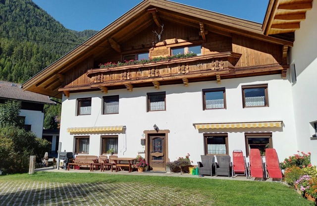 Alpenglühen by Interhome