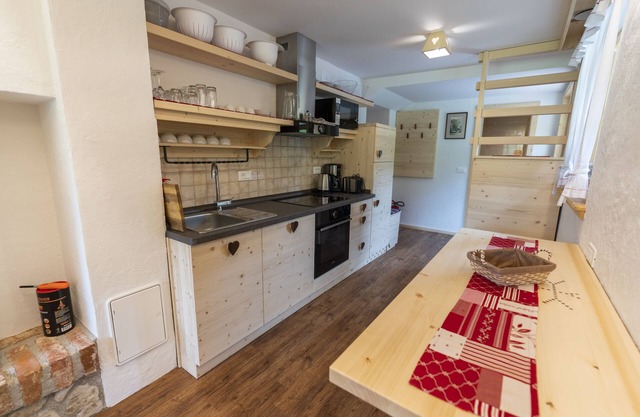 ALPIK Chalets - Bohinj - A4 - Family Two-Bedroom Apartment - Terrace - Fireplace