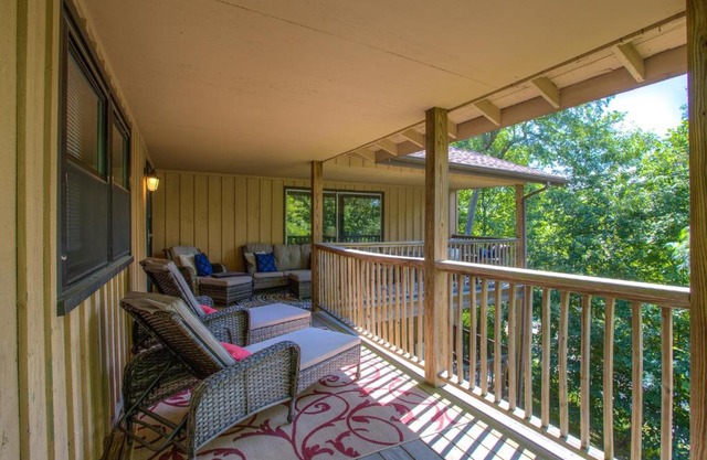 Alpine Cottage Walking distance to App Ski cottage